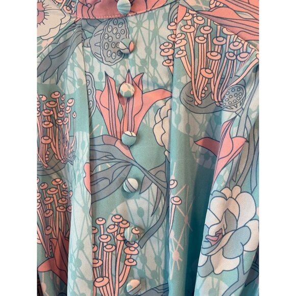 Vintage-Inspired Floral Print Button-Up Dress With Lace Trim & Tie Waist - Picture 4 of 9